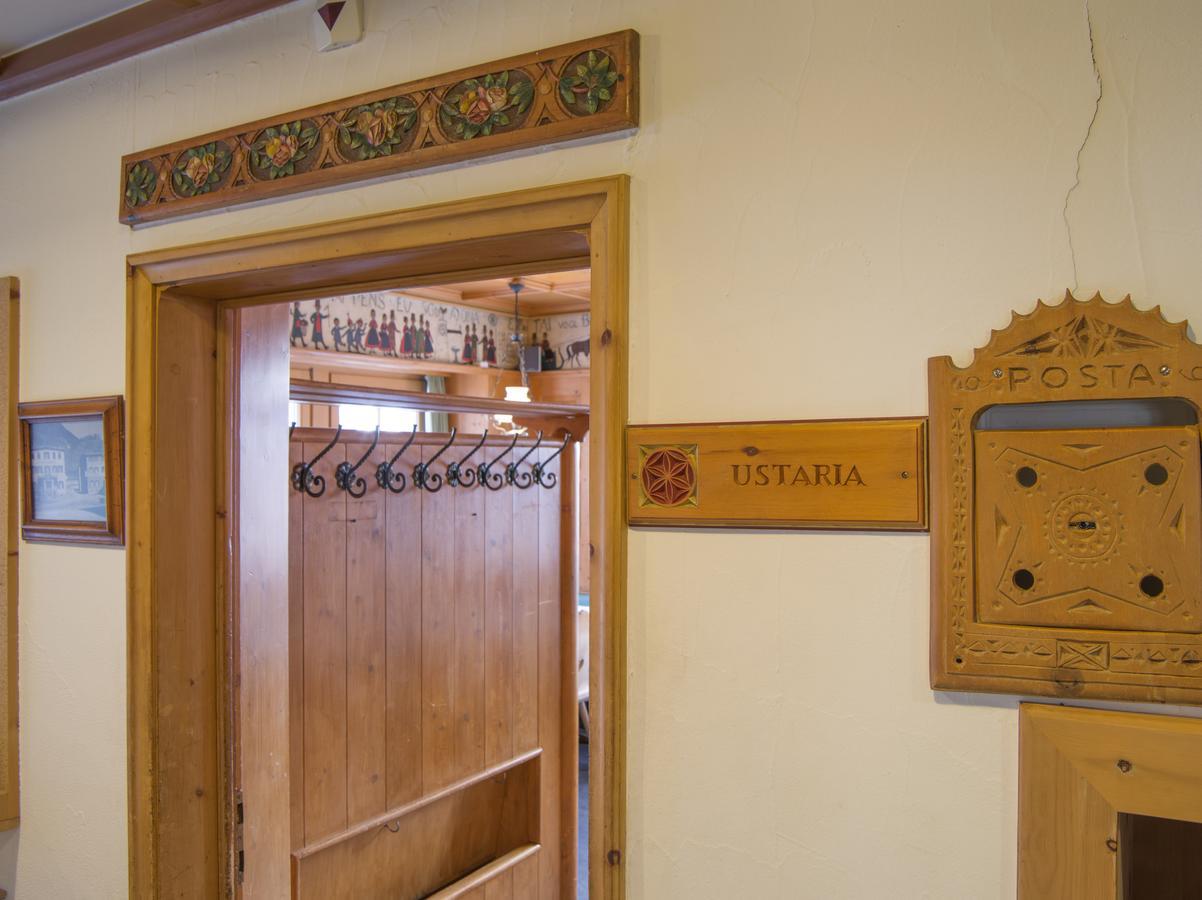 Hotel Alpina Zernez Zewnętrze zdjęcie