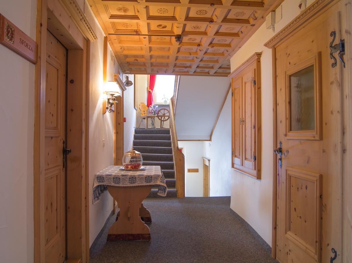 Hotel Alpina Zernez Zewnętrze zdjęcie
